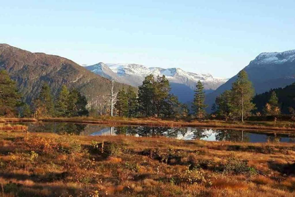 Hytte I Stryn Med Elbil Lader Exterior foto